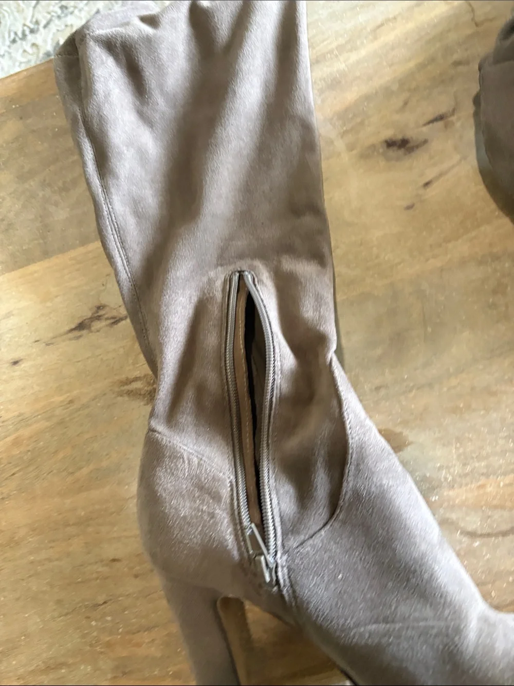 N/A elegant taupe